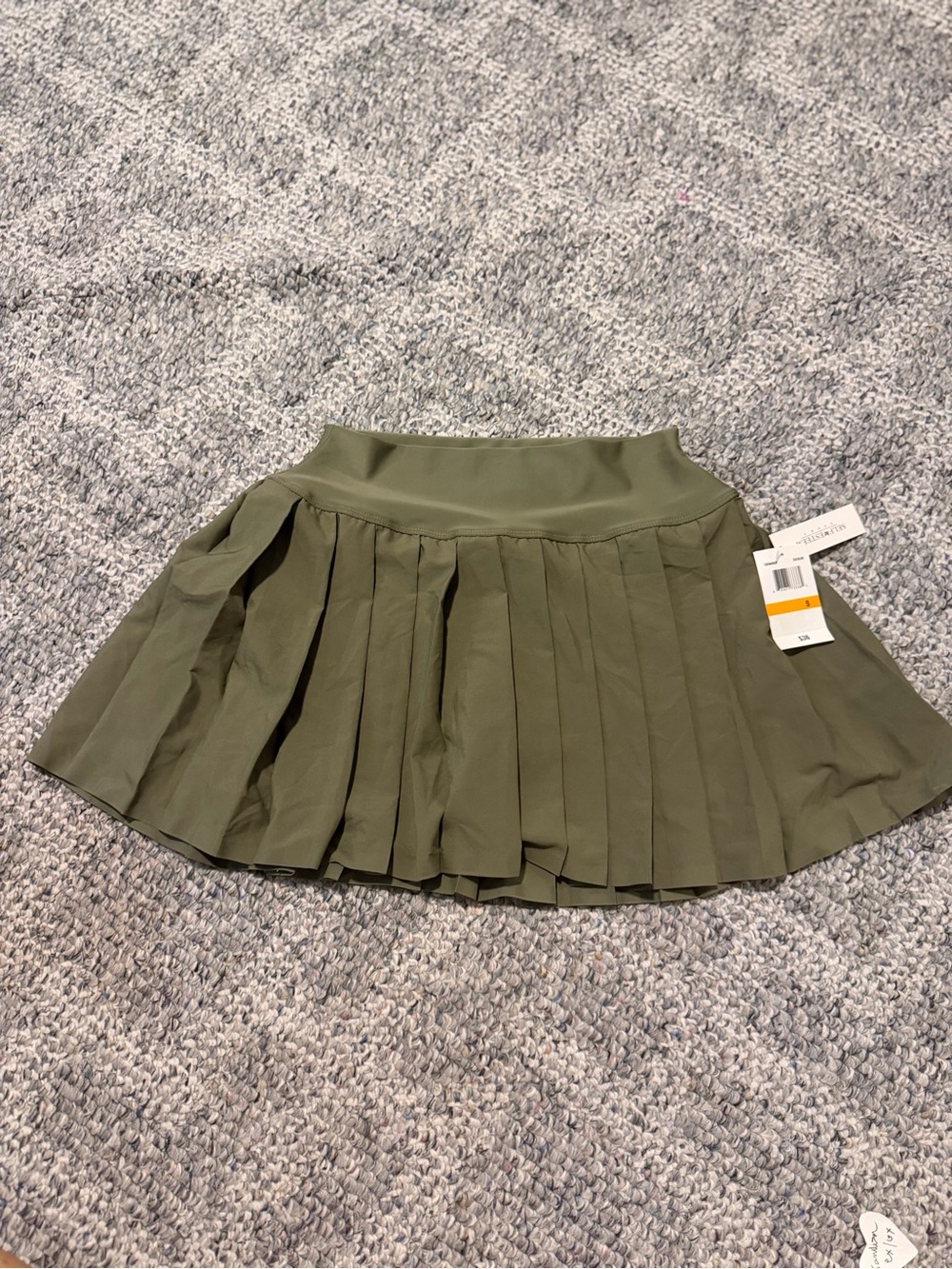 Women's Olive Green Pleated Jean Shorts - Athletic Skort Style NWT